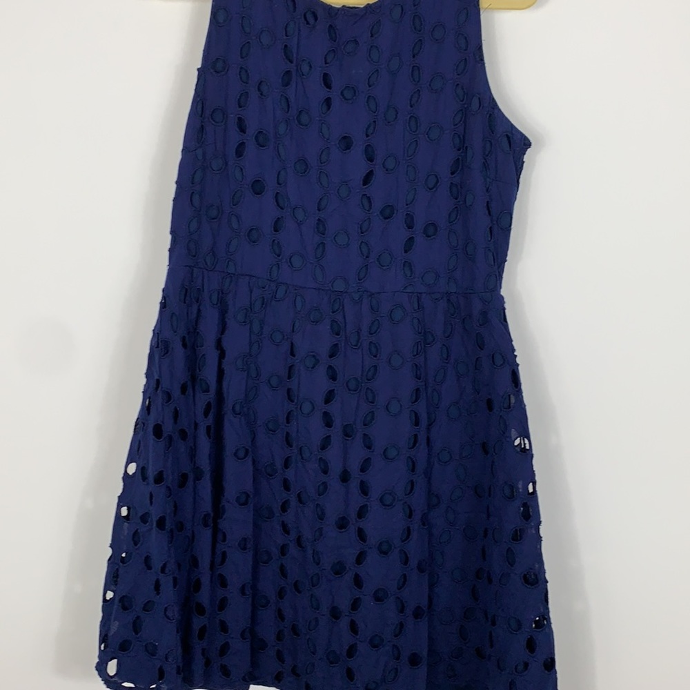 Navy blue sleeveless dress size Xl.